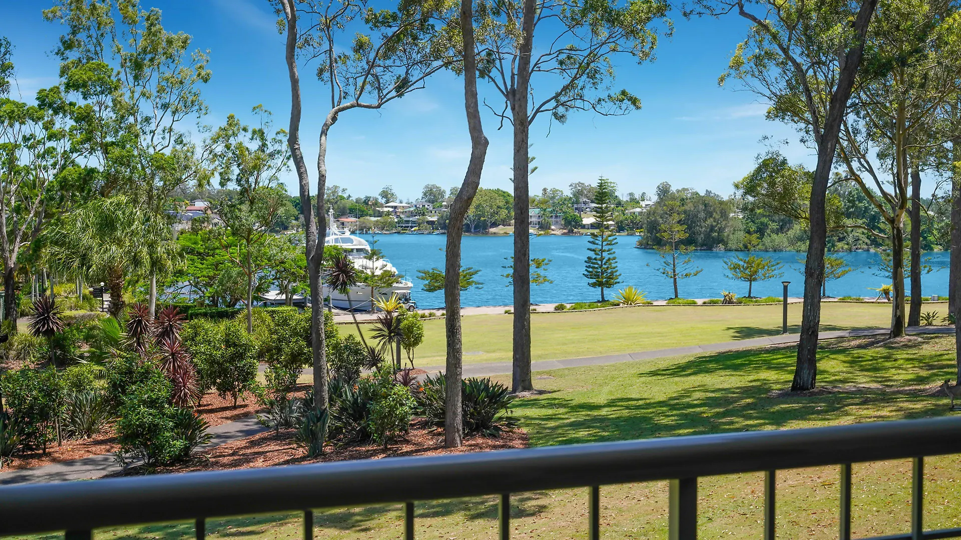 Intercontinental Sanctuary Cove Resort By Ihg Gold Coast