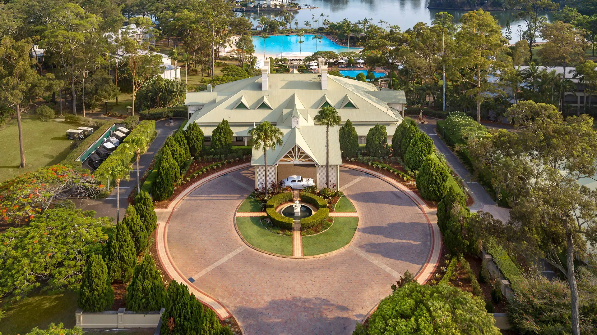 Intercontinental Sanctuary Cove Resort By Ihg Gold Coast