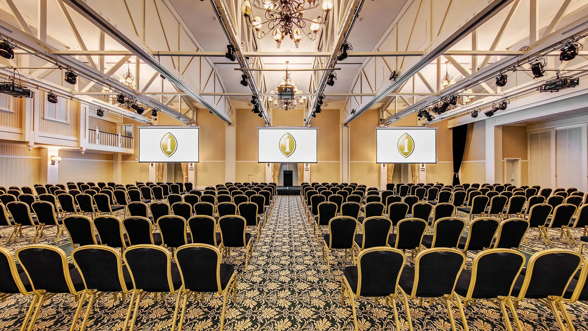 Intercontinental Sanctuary Cove Resort By Ihg Gold Coast